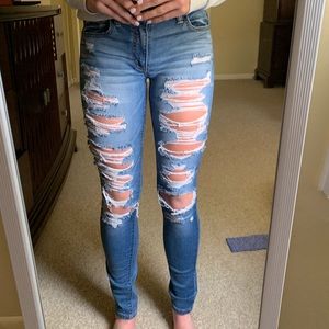 american eagle ripped stretchy jeans